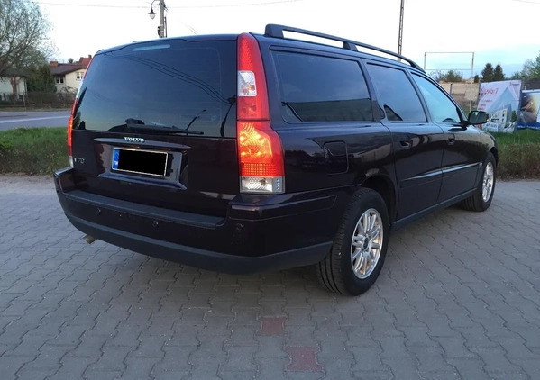 Volvo V70 cena 19900 przebieg: 366000, rok produkcji 2005 z Jedwabne małe 191